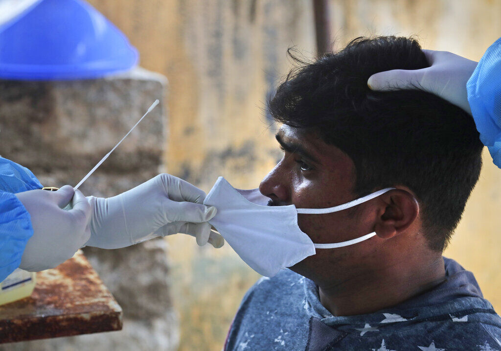 APTOPIX Virus Outbreak India